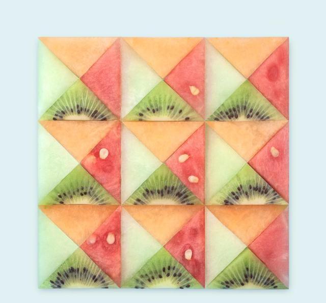 艺术家kristen meyer用生活中常见的事物制作出几何规律图形