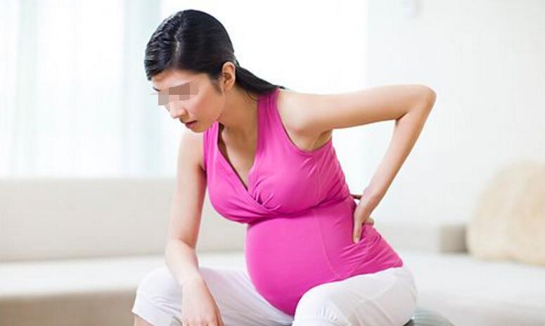 孕妇大肚子临产疼难受图片