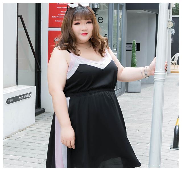 200斤的女孩不用自卑穿这几款大码女装遮住赘肉夏天自信出