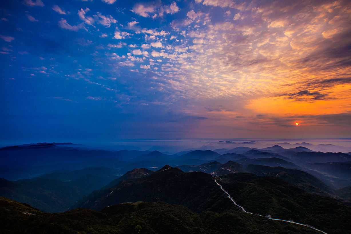 强烈推荐郴州这座"天南第一峰"之称的国家森林公园,美如仙境!
