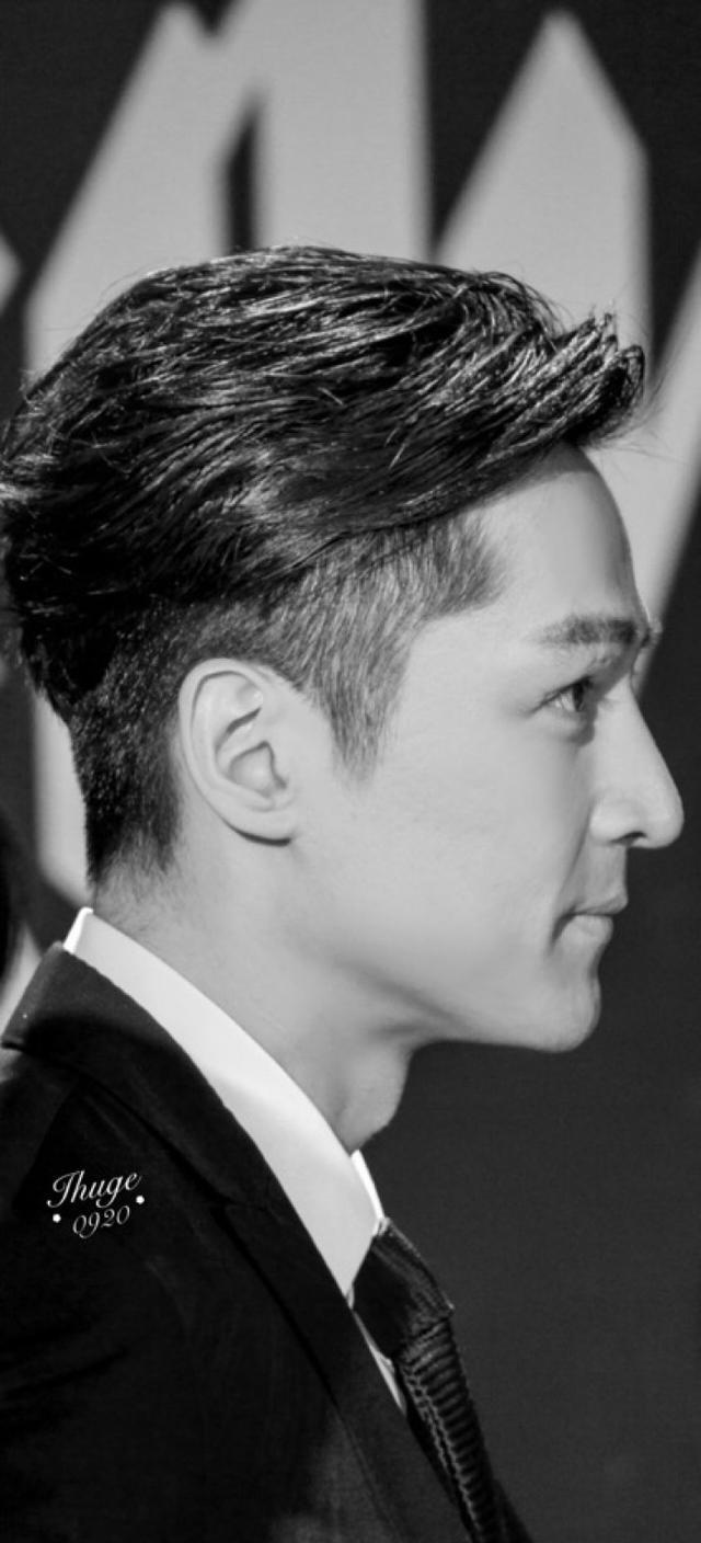 侧脸照最好看十位男神排名,王俊凯最后,鹿晗才第六,第一迷死人