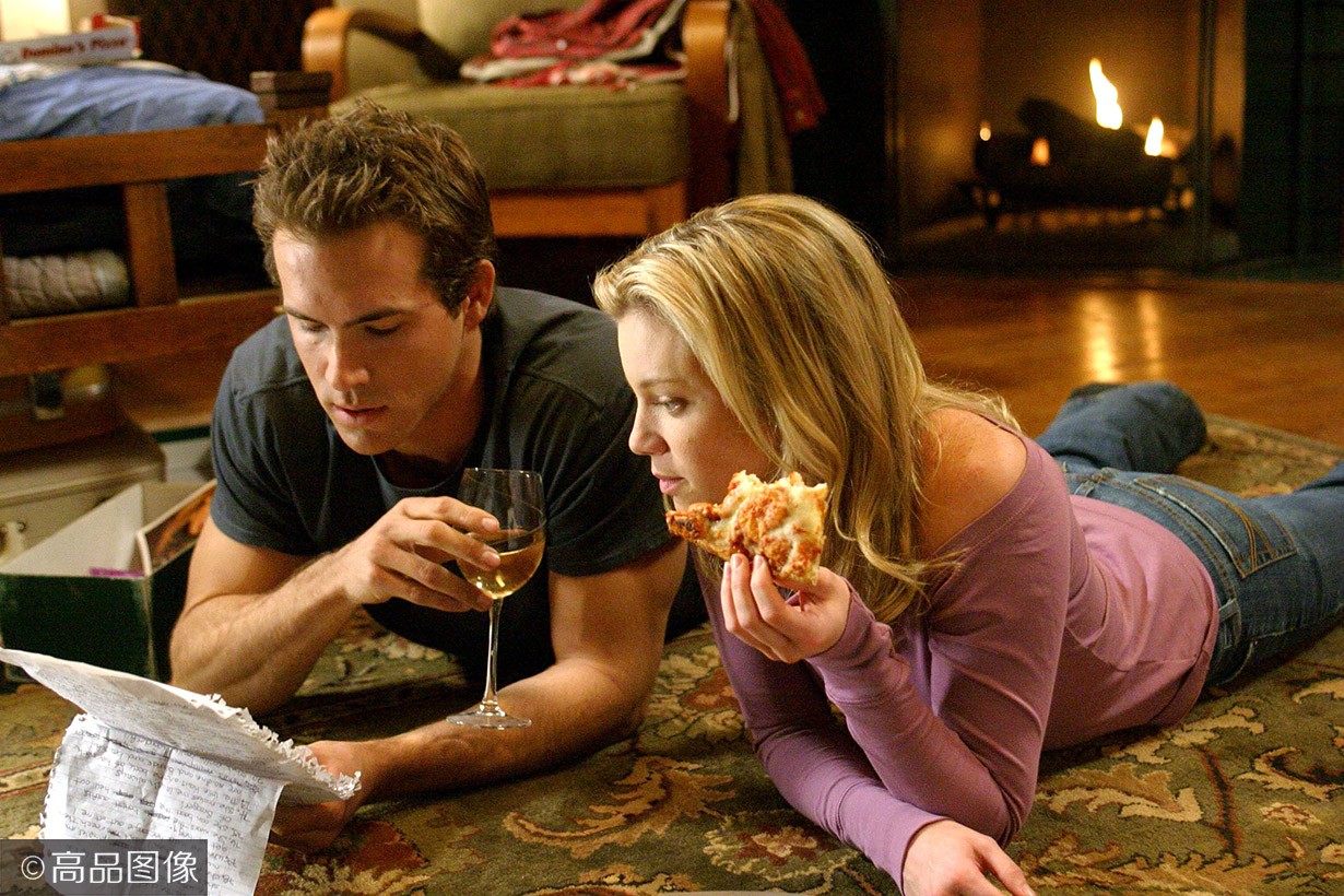 《朋友一场》(just friends)2005,爱情喜剧电影.