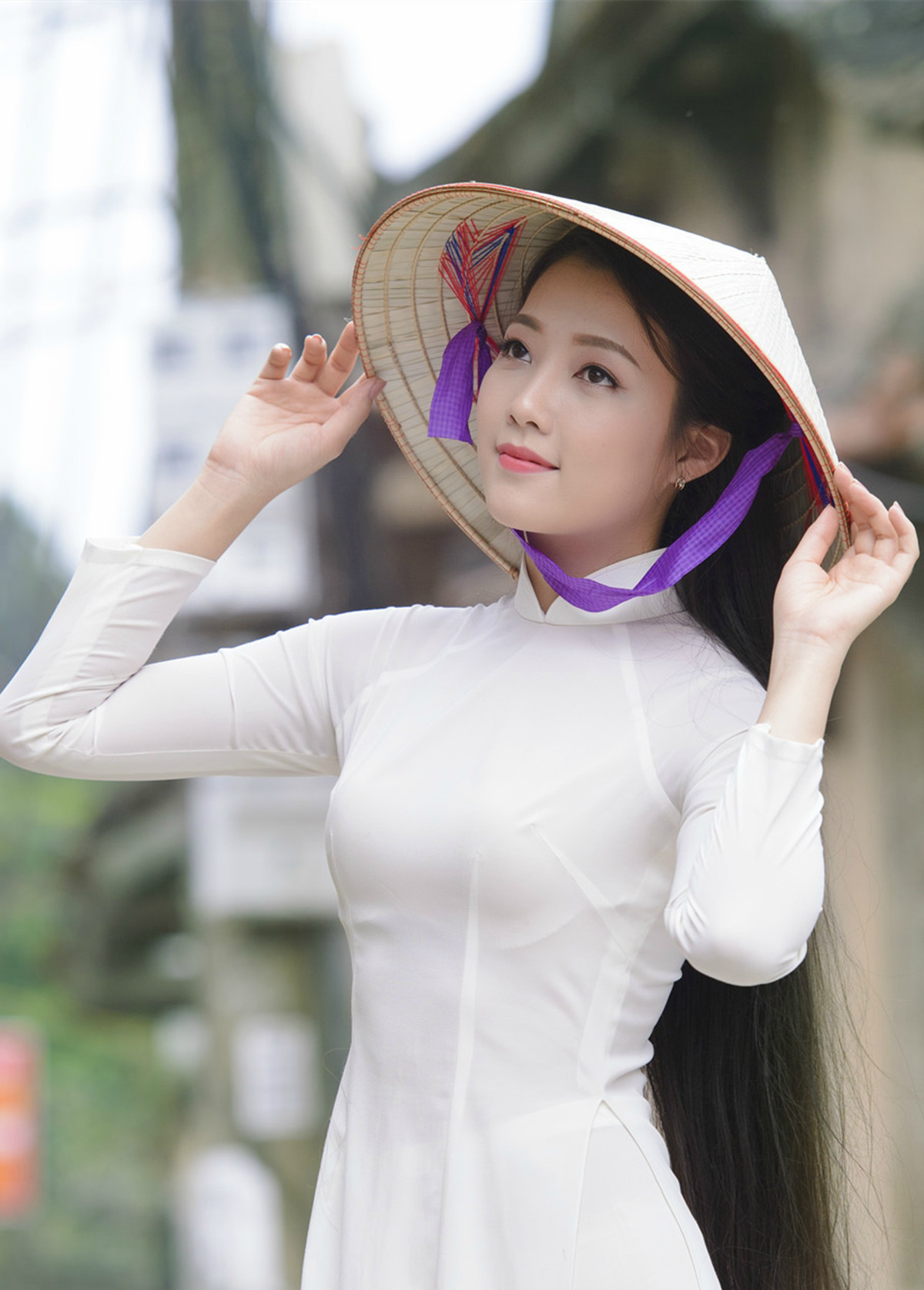 人像摄影白衣女子知性优雅异域风情越南媳妇