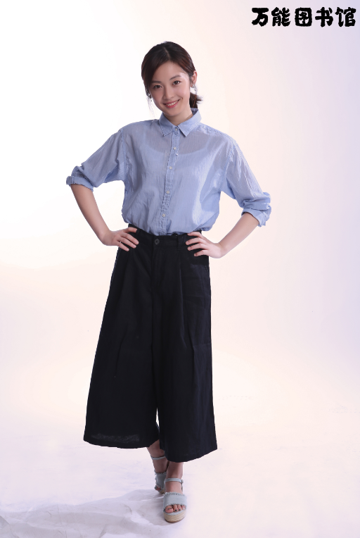 跟着邵芸《万能图书馆》一起轻松搞定通勤装!