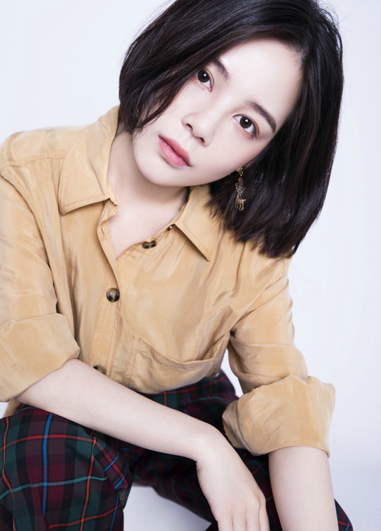 人像摄影,短发的姑娘