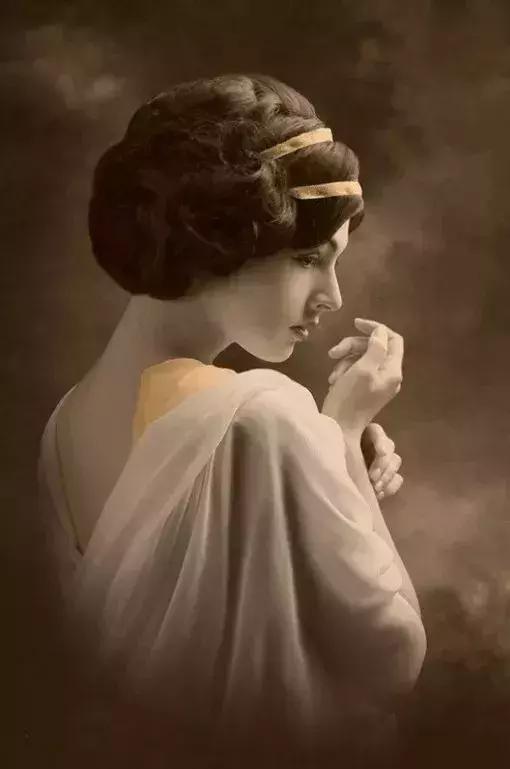 八位名家八句情话你被谁撩到