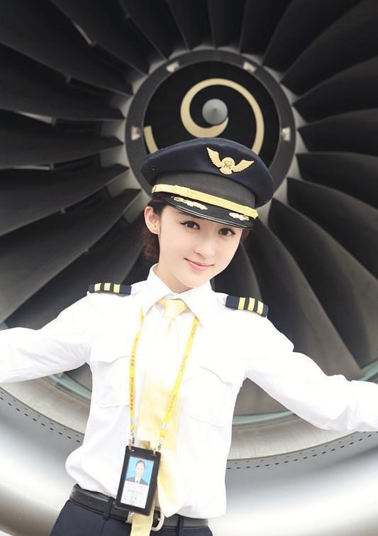 镜头下: 西部航空公司的最美女飞行员