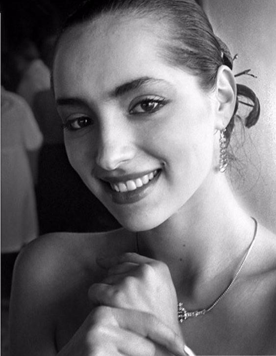 80年代苏联珍贵老照片,最后两张选美大赛,2位女子是人间尤物!