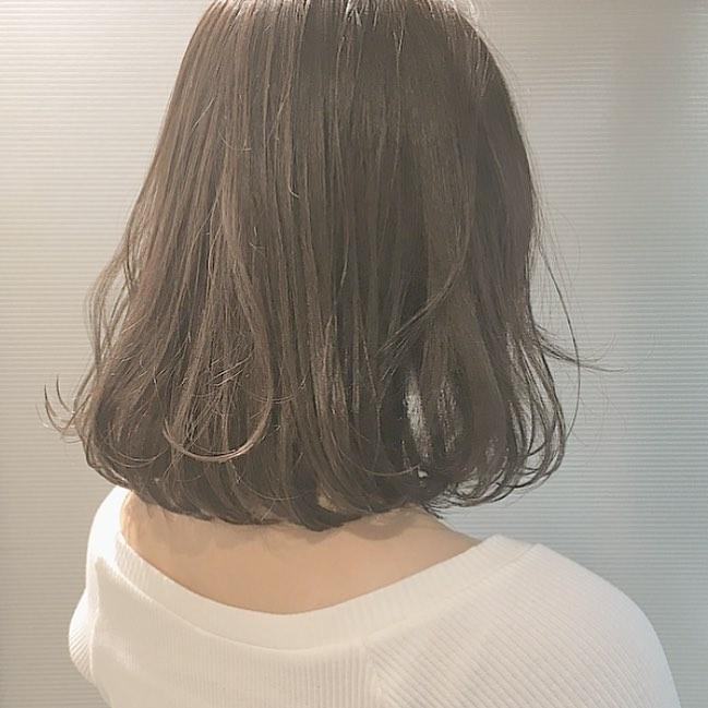 内扣短发发型才是流行中经久不衰的发型