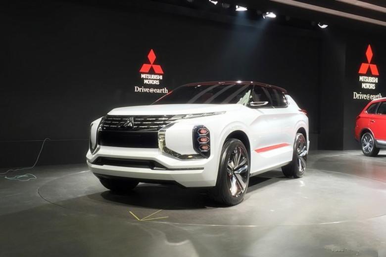 三菱gt-phev或成"神车", 仅12万内饰是最大亮点