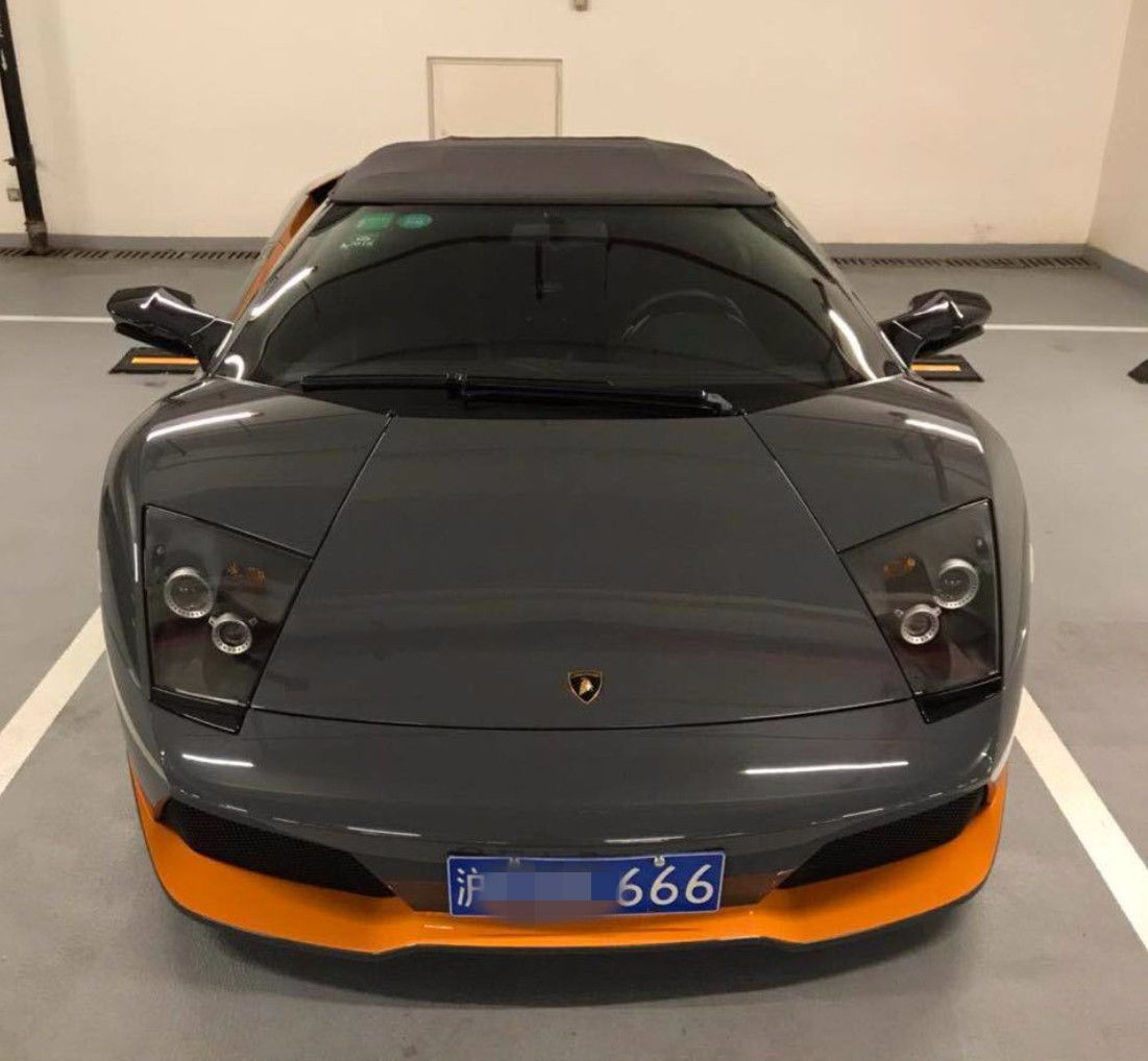 以及urus时,还有一款特别的车不应该被忽略,murcielago lp650-4