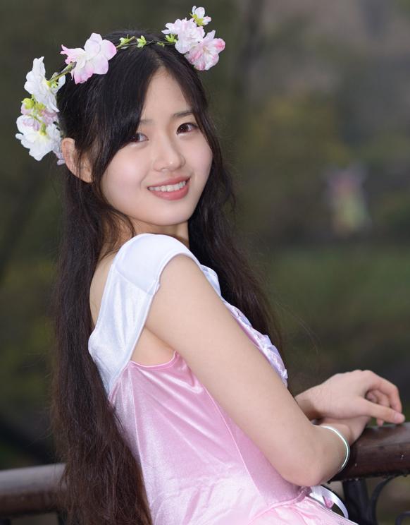 女友下腹有漂亮纹身,我妈知道后一脸狐疑,然后我就和女友分手