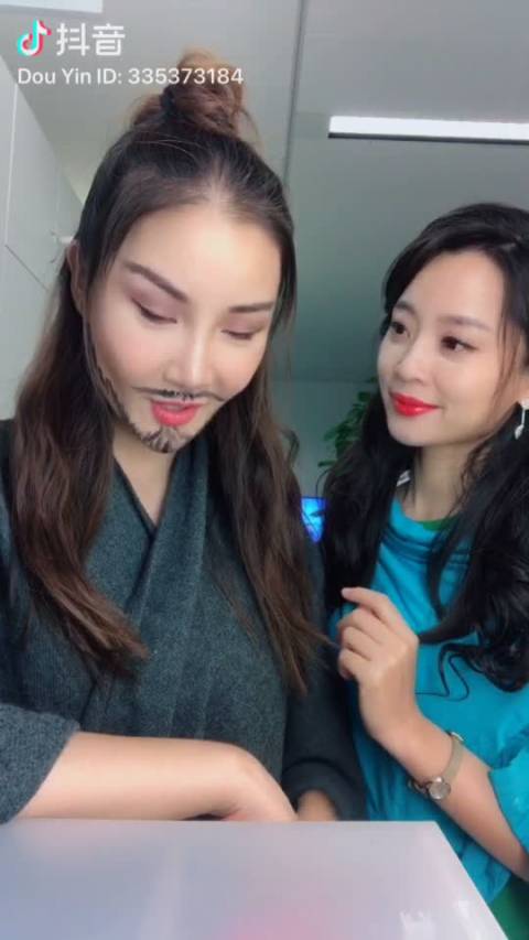 超级激动,继上次公关品大开箱后又有一些品牌发现了