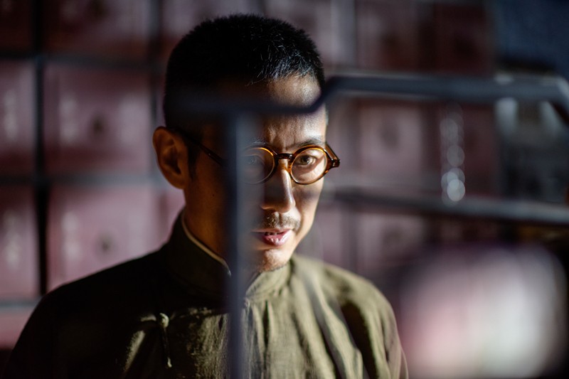 《远大前程》热播 成泰燊颠覆腹黑形象首曝剧照