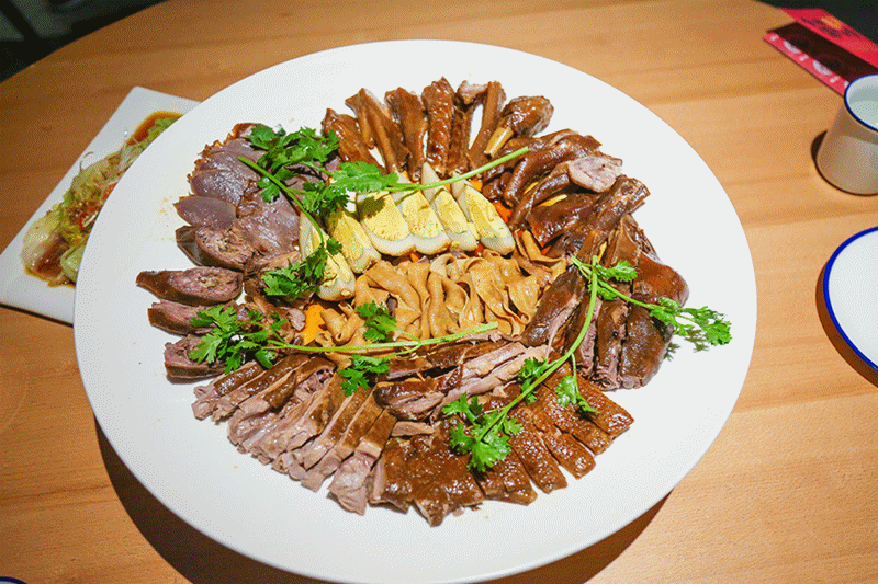 郑州大卫城又搞事!竟招来了被央视提名的世界鹅王!仅此一家!