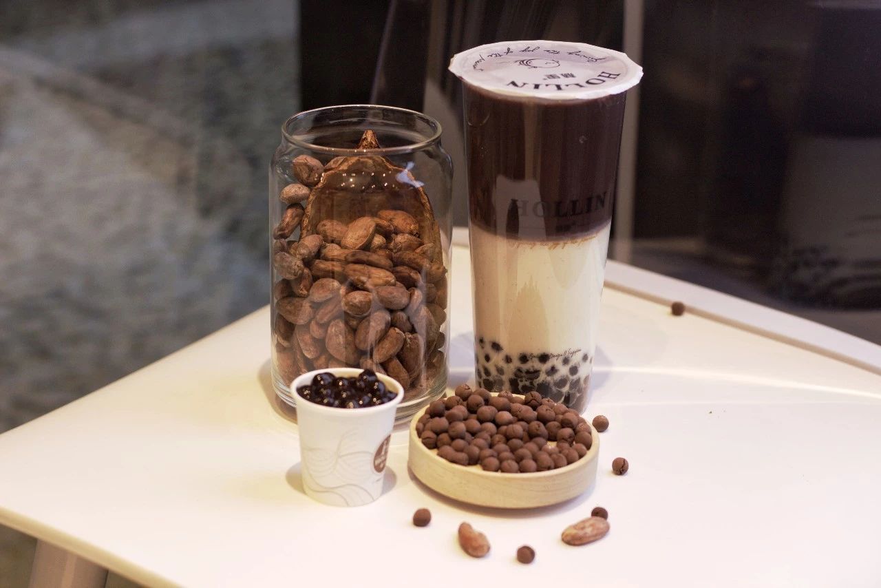 可可拿铁 首先推荐就是这款和可可珍珠最match的可可拿铁,可可珍珠加