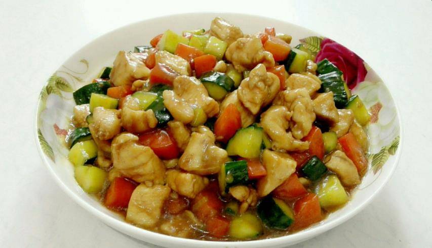 好吃美味的蚝油鸡丁的做法