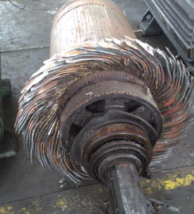 绕线型电机转子绕组端部固定对比图例