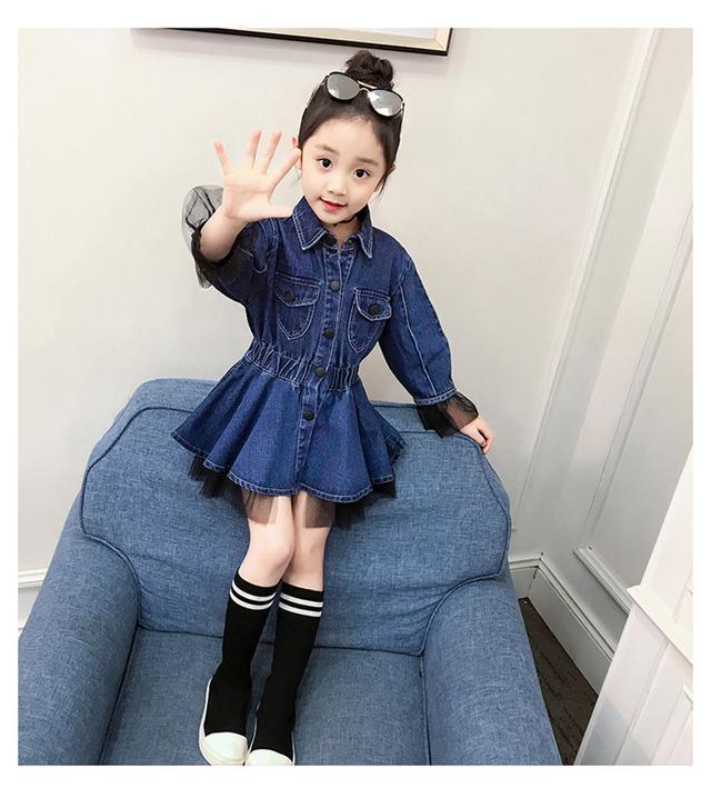 刚上新今年最流行的春款儿童套装,时尚可爱,太美了