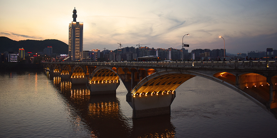 橘子洲,湖南省博物馆-马王堆,韶山,张家界,金鞭溪,袁家界,天子山,天门