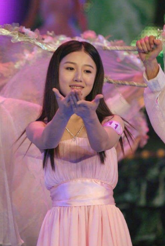 却偏要走上整容道路,今在新剧中被嘲"塑料脸"|寻找紫菱|整容|潘时七