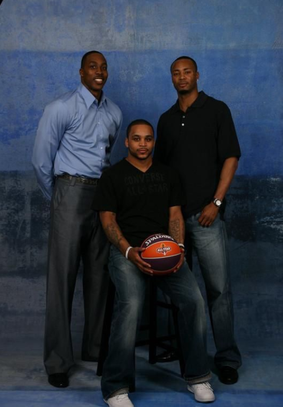 关于霍华德的身高之谜终于揭开了!难怪巅峰去得那么快!