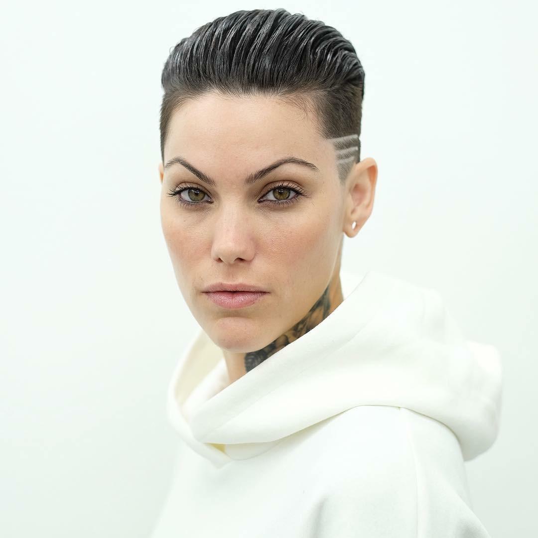 个性的女生短发发型,每一款都很头特点