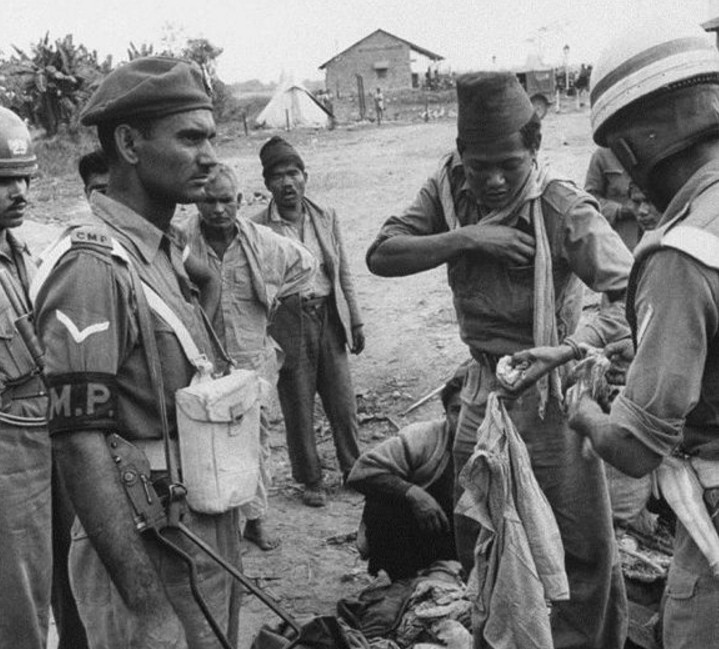 珍贵历史照片,1962年中印战争中的印度百态