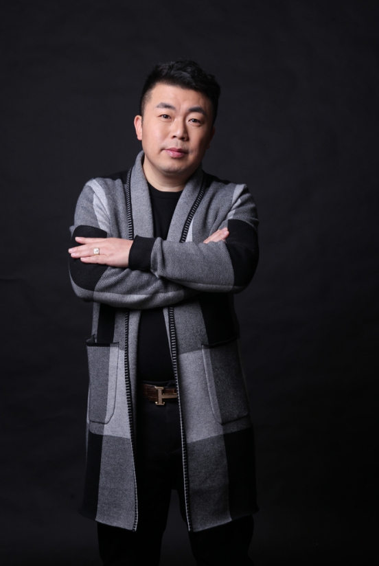 艺人刘红兵:在追求演艺的道路上,努力就是他最真实的写照