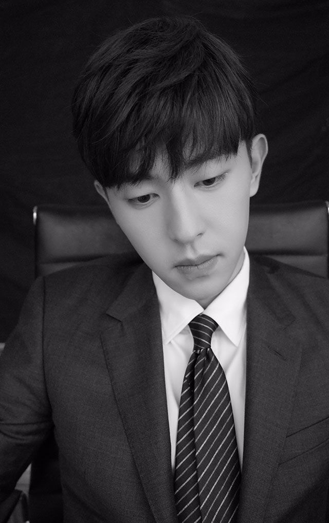 邓伦换了新发型后像换了个头, 最帅"魔尊"的颜值让人想舔屏