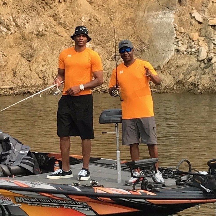 第二届保罗-乔治名人钓鱼锦标赛完美落下帷幕