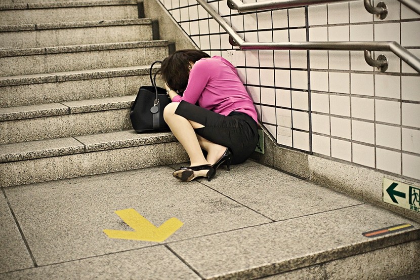 聚会|失态|台阶_新浪新闻