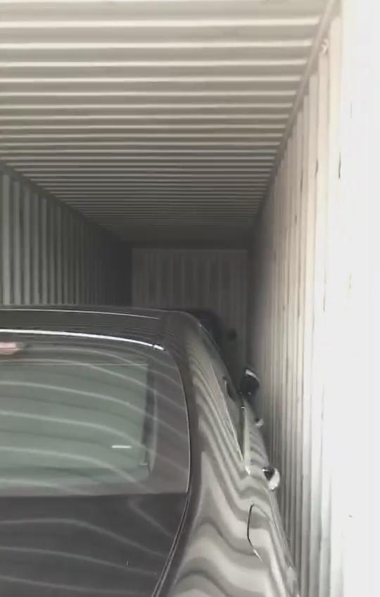 原来进口车是这么塞进集装箱的, 涨见识