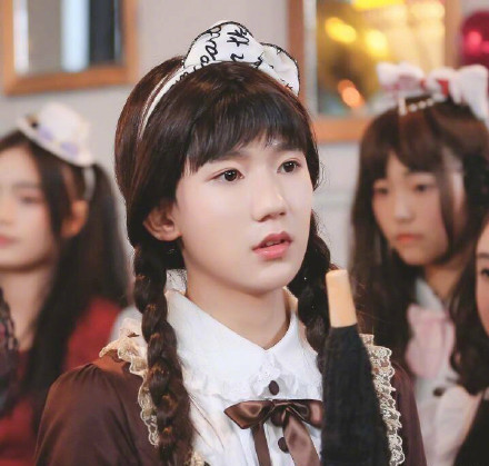 来品一品这几位女装大佬啊|女装|大佬|白敬亭_新浪新闻