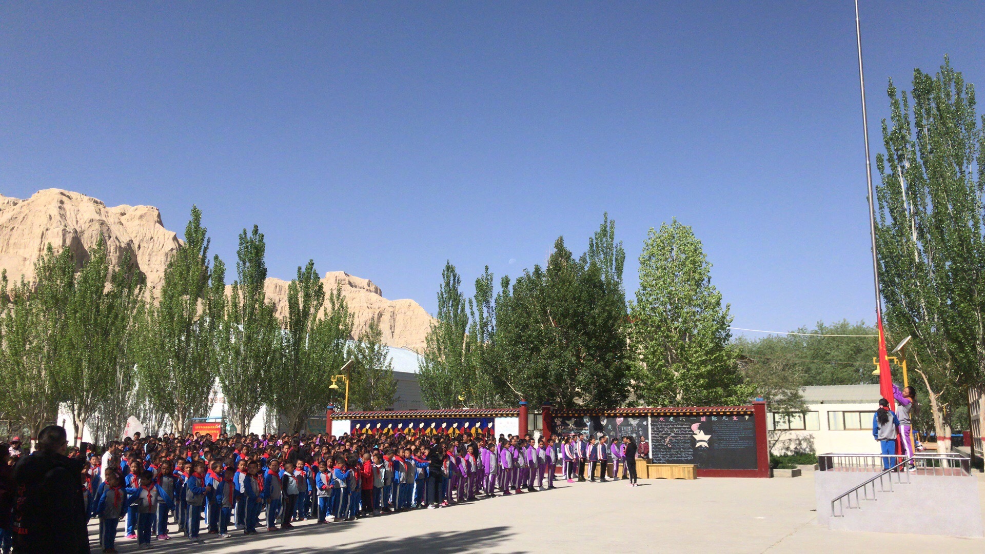 进藏筛查第二天,时隔四年,我们再次来到札达县九年一贯制学校