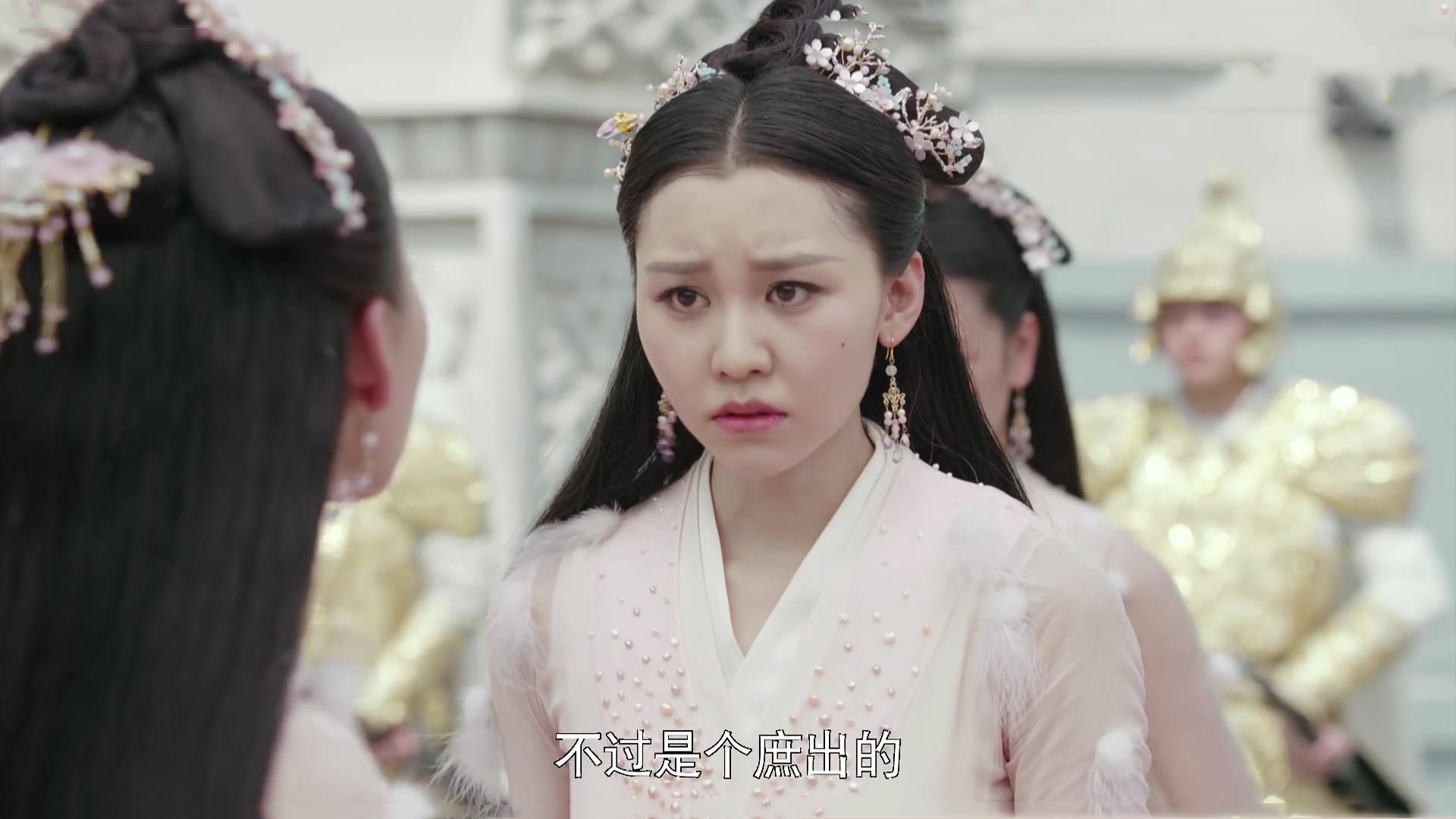 《扶摇》唐芷蓉饰演者被网友嫌弃丑,但她剪了空气刘海的样子很美