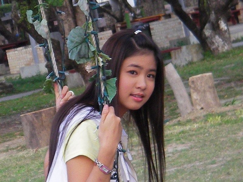 《星苹果乐园》女主,曾是"童颜教主",如今堕落成整容网红|张芯瑜|星