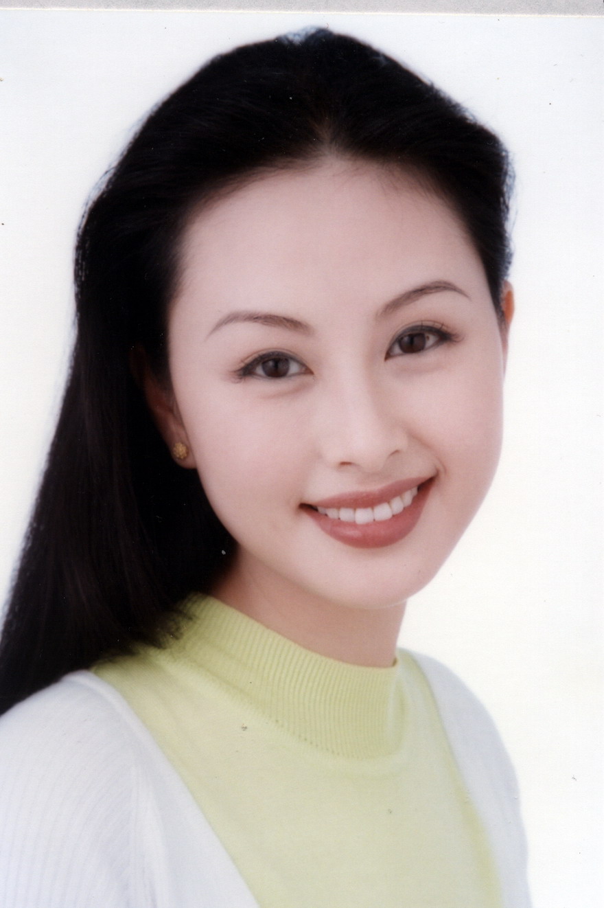 16年前她一夜成名,在最红时"皈依佛门",她的演技受大家喜爱