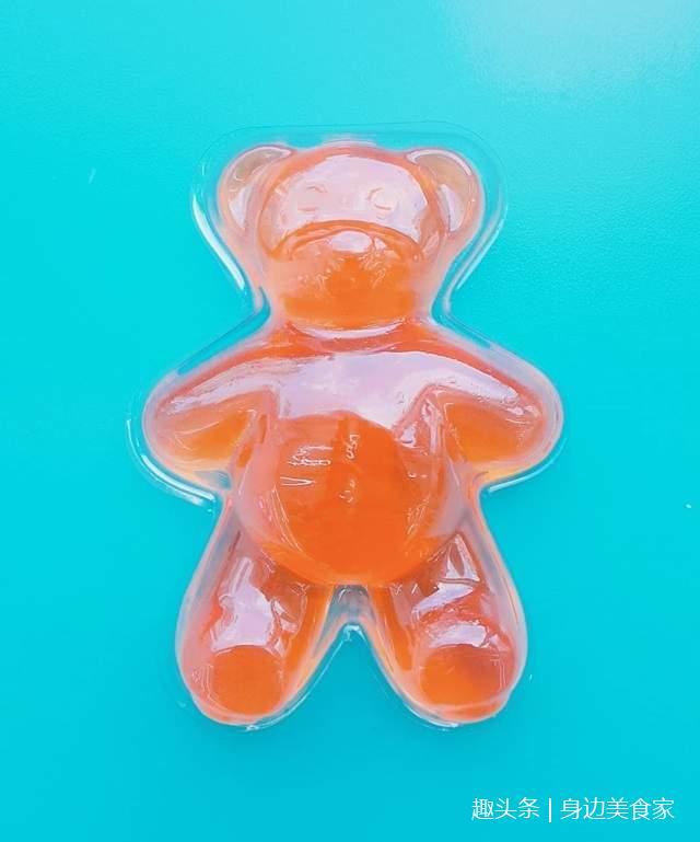gs25巨型小熊软糖一口吃不完,跟手一样大的软糖让网友恋爱啦