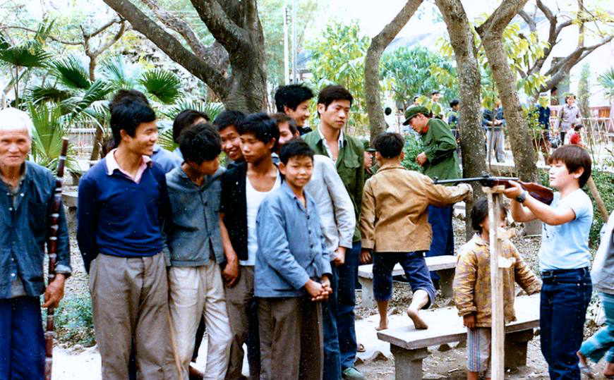 80年代中国老照片那时生活没压力人们很淳朴