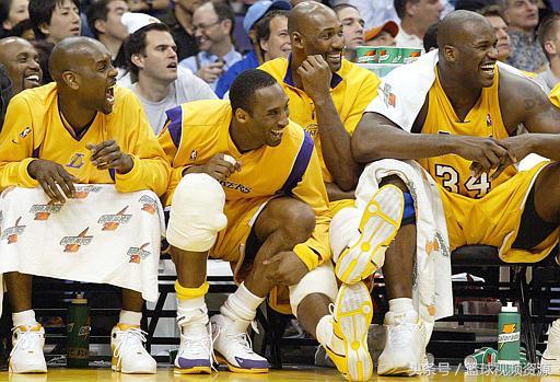 回顾经典:2004年湖人VS火箭G1 姚鲨对决 奥尼