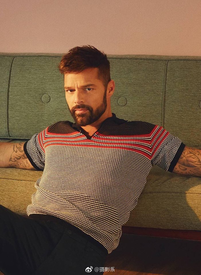 性感的rickymartin对留胡子的男人真是难以抵抗