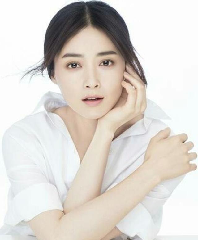 不忍直视! 美女明星影视剧扮丑照一个比一个难看