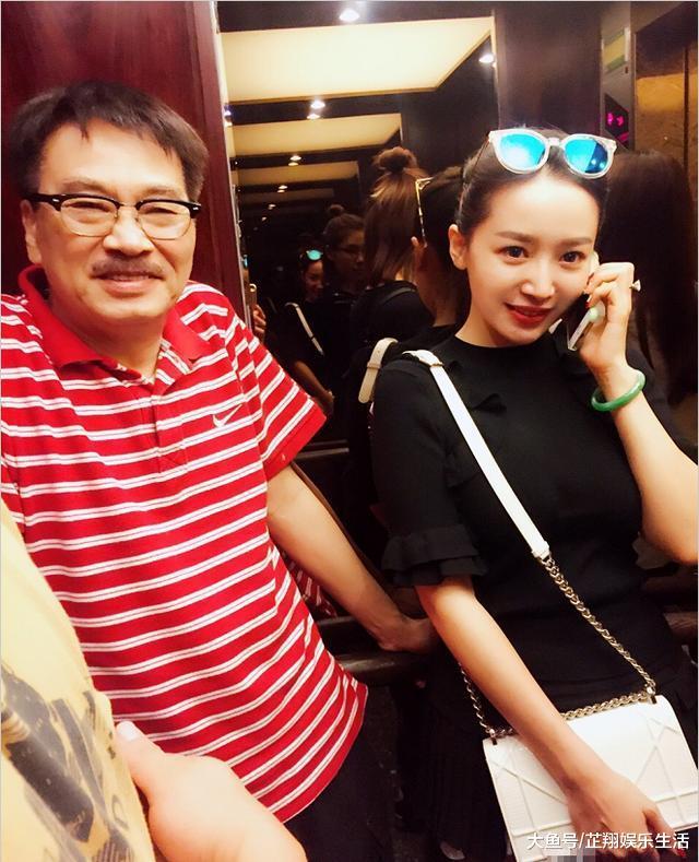 65岁吴孟达近照满脸皱纹仍坚持拍戏演了多年配角令人佩服