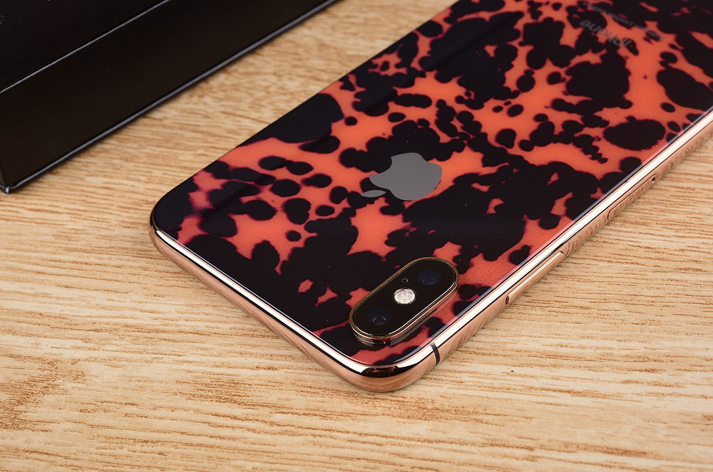 爱定族 iPhoneX特别版:很惊艳,价值不菲