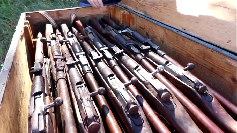 生锈的莫辛纳甘步枪,保养一下应该还能用吧?