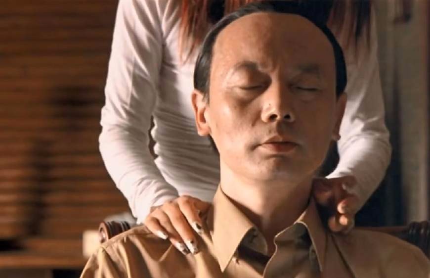 图4:《天下无贼》葛优在电影里饰演黎叔,他在火车上的一句话:"21世纪