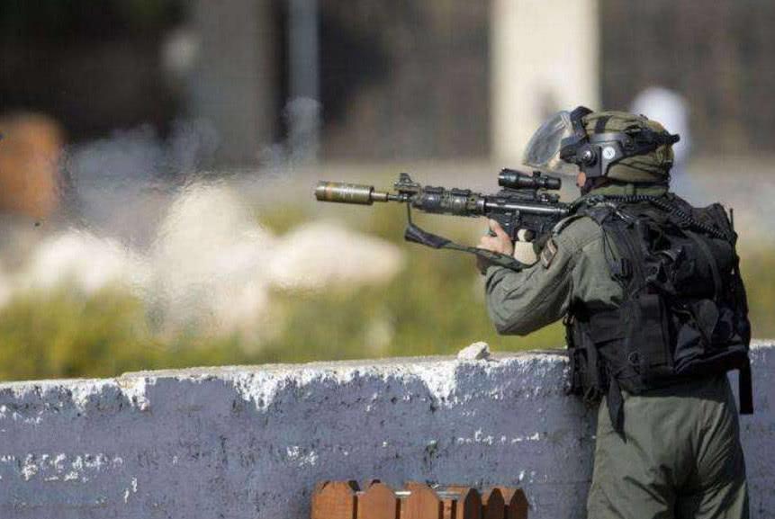 巴勒斯坦百枚火箭弹突袭以色列,以军战机重拳回击