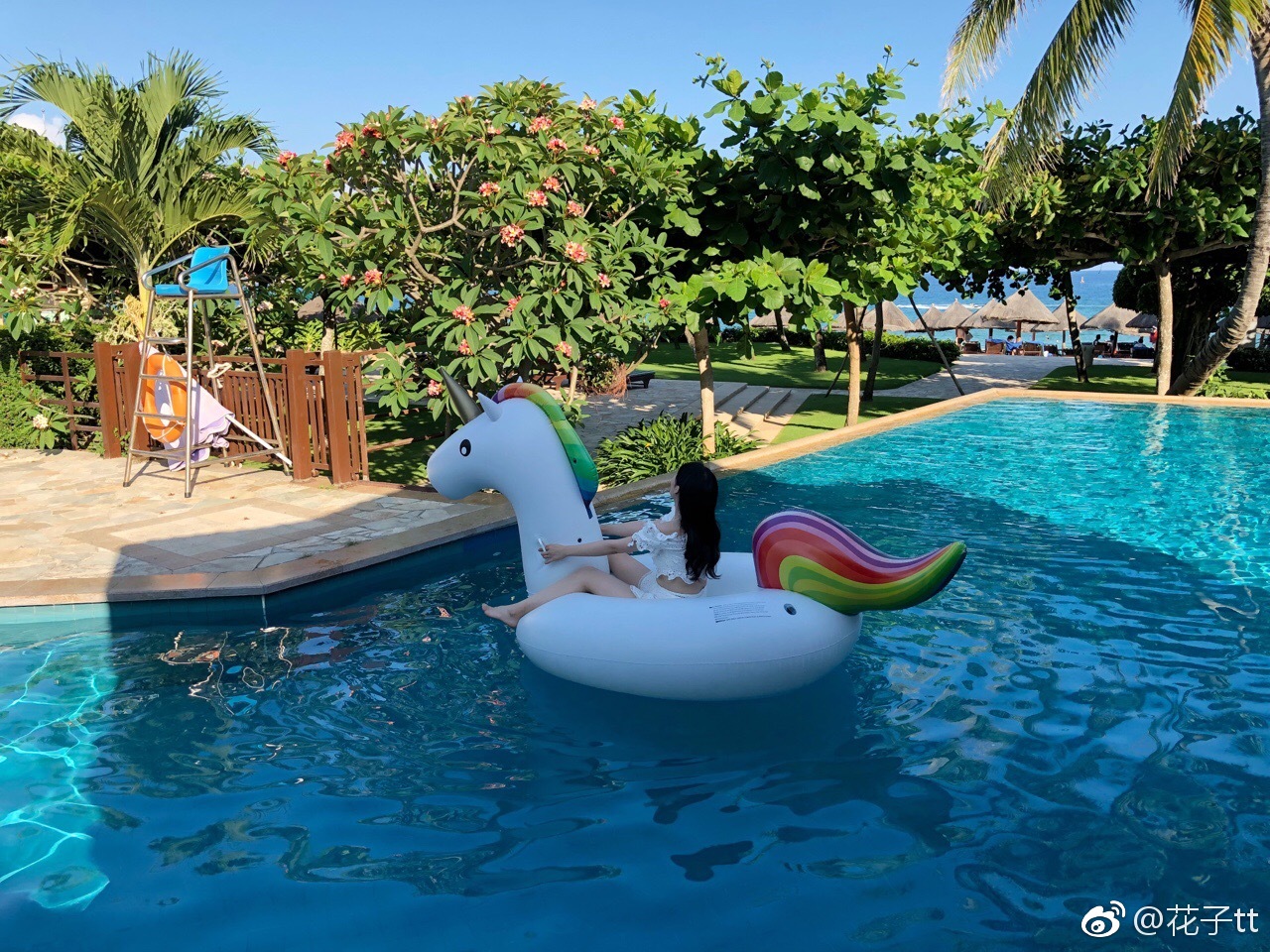 这个季节来三亚真是性价比最高的时候了没有冬天和暑假那么多游客