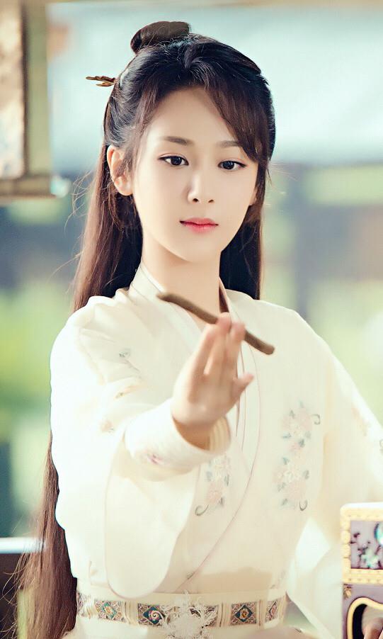 盘点杨紫锦觅的15套造型落霞锦最为惊艳纱衣造型仙气飘飘